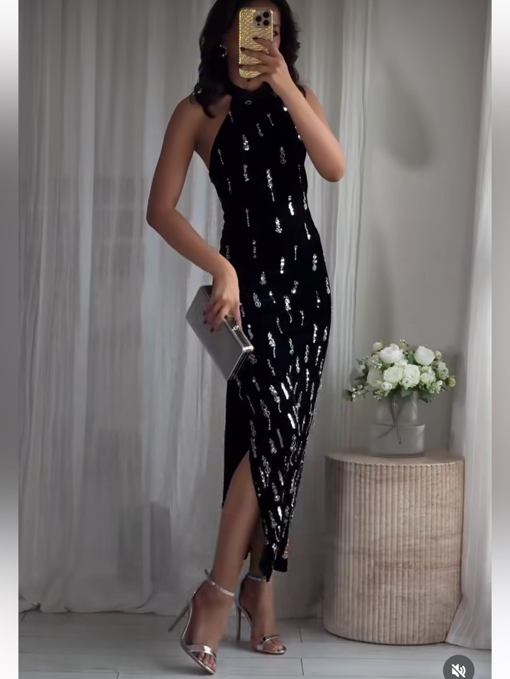 TREND NEW ! ZARA BEADED VELVET DRESS
🚨price firm no discount on this dress - Picture 8 of 15